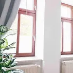 Top Moderne Wohnung In Leipziger Altbau - Netflix Inklusive